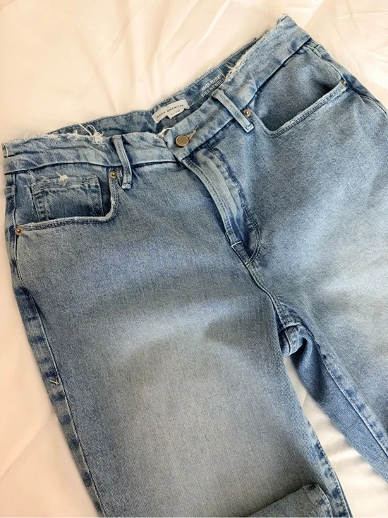 Good American Mid-Rise Weekender Light Wash Jeans